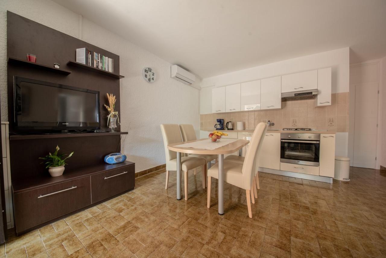 Apartman Bozica Вир Екстериор снимка